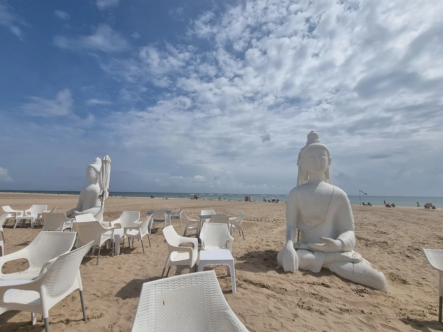 Strandbar Buda Beach in Gandía