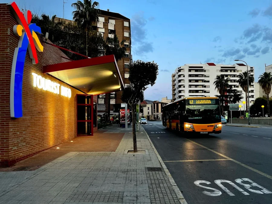 Bus La Marina in Gandía
