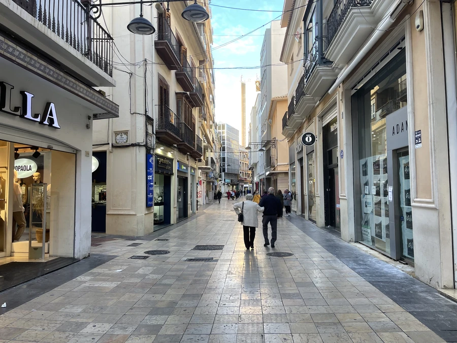 Où faire du shopping à Gandía : centres commerciaux et boutiques