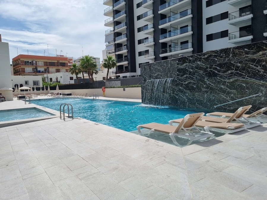 Pool im Hotel Senator